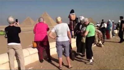 اعترافات بطل واقعة فيديوهات مضايقة السائحات بالهرم: 