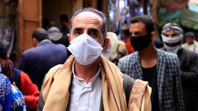 هل الملابس والأحذية تنقل عدوى كورونا؟ 