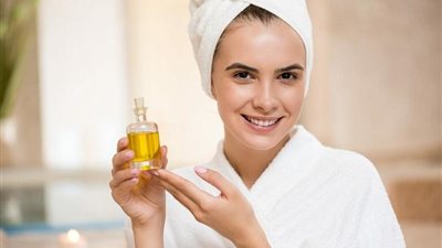 خبيرة تجميل تكشف فوائد زيت التين الشوكي لبشرتك 