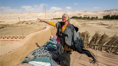 فريدل براون عاشقة الرمال المصرية.. ألمانية حوّلت «صحراء الوادي» لـ جنة خلابة