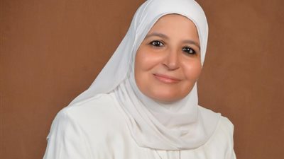 نائبة: مدينة الدواء تحقق الاكتفاء الذاتي للدولة (خاص)