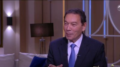 علاج تساقط الشعر.. هاني الناظر يُطمئن الجميع: الصدفية ليست خطيرة.. فيديو