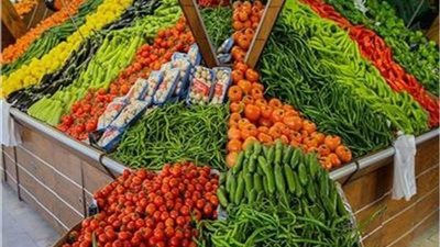 أسعار الخضروات والفاكهة.. الطماطم بجنيه والبطيخ بـ32