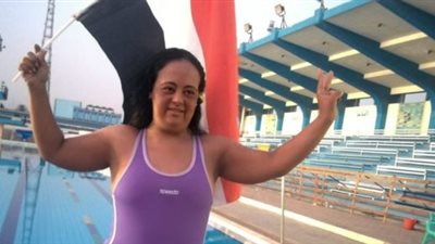 لبنى مصطفى تحصد ذهبيتين ببطولة كأس مصر للسباحة