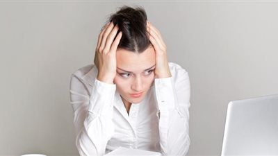 إزاى أواجه الضغوط .. 7 طرق تجعلك سعيدة دائمًا