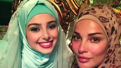 ابنة عاصي الحلاني ترتدي الحجاب ( صورة )
