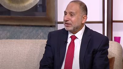 أستاذ الطب النفسي: فشل الخطوبة وراء ارتفاع حالات الطلاق 