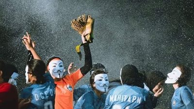 سر قناع لاعبات المعمورة احتفالا بالتأهل للدوري الممتاز (صور)