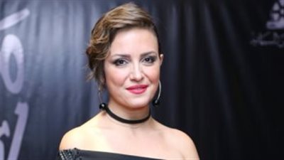 ريهام عبد الغفور توجه رسالة لمخرج مسلسل قصر النيل