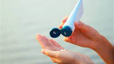 بخطوات بسيطة.. طريقة عمل واقي شمسي بمكونات منزلية