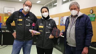 احتفال ألماني بـ دينا مشرف قبل انتقالها للدورى الفرنسي.. ووالدها: فاهمين يعنى إيه احتراف (صور)