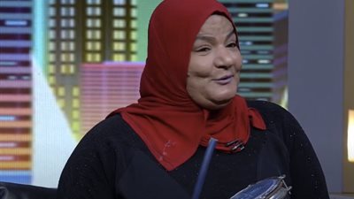 دلال.. أشهر مسحراتية بالقاهرة: أخويا ندهلي فنزلت الشارع بالطبلة