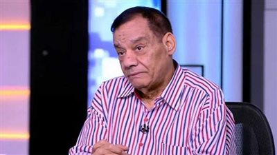 سيجارة سبب الطلاق.. حلمي بكر يكشف تفاصيل خلافاته الزوجية 