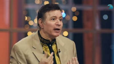 إيمان البحر درويش لصاحب أغنية «نمبر وان»: «يلبسها».. فيديو