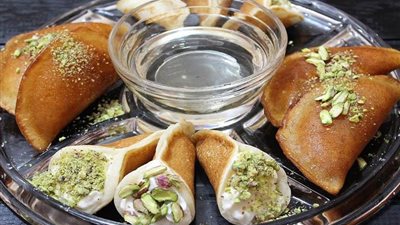 منيو رمضان 2021| طريقة عمل القطايف بحشوات مختلفة