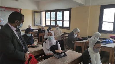 مصادر بالتعليم: انتظام وصول طلاب الثانوية لمنصة الاختبار التجريبي (صور)