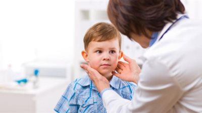 للأمهات.. 7 أعراض تثبت إصابة طفلك بفرط نشاط الغدة الدرقية 