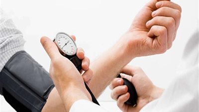 استشارية تغذية تحذر مرضى الضغط: امنعوا هذه المشروب فى رمضان (فيديو)