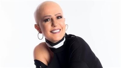 «عزيمة المرأة».. لينا شاكر تكشف كيف تخطت تجربتها مع السرطان (فيديو)