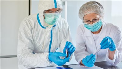 تحذير للمصابات بكورونا: لا يمكن علاج أي كسر إلا بعد الشفاء (فيديو)