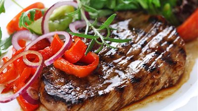 سفرة رمضان 2021.. وصفات 3 أكلات شهية باستخدام صوص المستردة بالعسل