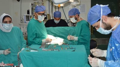 النيابة تُحقق في تورط طبيبة بواقعة استئصال رحم حامل