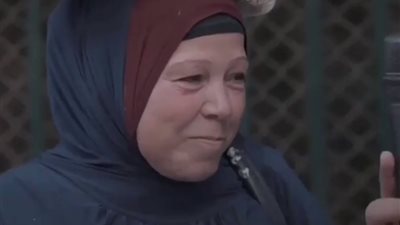 «عشان مشقتش بيها».. رد سيدة بسيطة يكشف نظرة المصريين للرزق ( فيديو)
