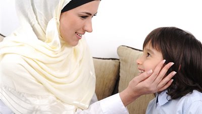 10 نصائح لتدريب طفلك على الصيام في رمضان 
