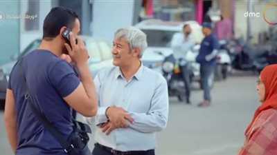 أحد المارة للابن: «أبوك بيسأل ساكن فين؟».. والعاق يرد: «كبر مخك منهم»