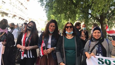 وقفة للجالية المصرية بإيطاليا لدعم الموقف المصري تجاه سد النهضة