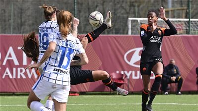 سيدات «روما» يفزن على «يوفنتوس» في بطولة كأس إيطاليا