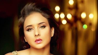 «مشاهد الإغراء».. نيللي كريم: «لو اتعرض عليّا هفكر»| فيديو