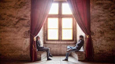 للبنات.. 4 علامات تكشف لكِ فارس الأحلام الذي لم يعد يحبك