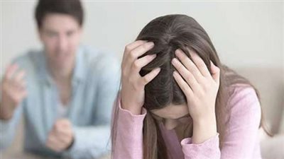 سمر تطلب الخلع والسبب: «نشر خصوصياتي على فيسبوك»