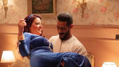 رغم أزمات كورونا.. رومانسية محمد رمضان تُثير إعجاب الفتيات على «السوشيال ميديا»