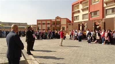 «الدراسة مخلصتش».. تنبيهات هامة لمدرسة «الحُلي والمجوهرات»