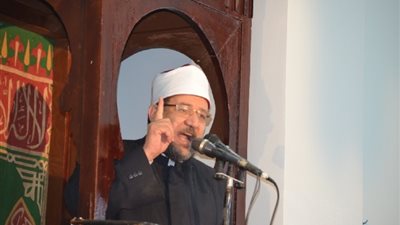 وزير الأوقاف في خطبة الجمعة: أحسنوا استقبال العشر الأواخر بإحياء قيمة العمل