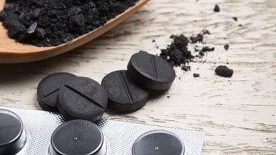 «تخفض الكوليسترول وتنظف البشرة».. 5 فوائد  مذهلة لحبوب الفحم