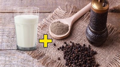 فلفل أسود بالحليب.. فوائد مذهلة للحوامل 