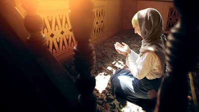 موسم الطاعات.. الإفتاء: أول ليلة من العشر الأواخر تبدأ مع مغرب اليوم