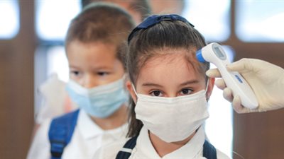 أعراض الموجة الثالثة من كورونا عند الأطفال 