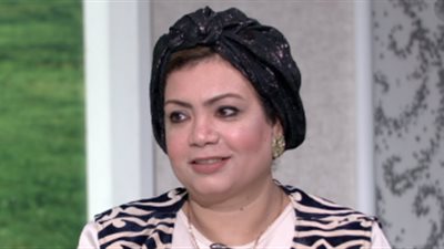 خبيرة تجميل تنصح باستخدام البقدونس لتفتيح البشرة 