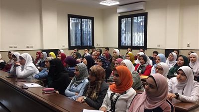 «مودة» في جامعة حلوان.. توعية الطلبة والطالبات للحد من ارتفاع حالات الطلاق