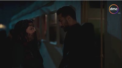 مسلسل موسى الحلقة 15 |سمية الخشاب تودع محمد رمضان بـرومانسية طاغية (فيديو)