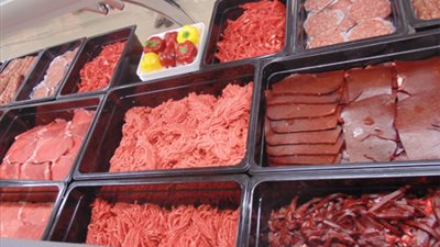 تخفيضات العيد بمنافذ الزراعة.. الضاني بـ 110 جنيهات والفراخ بـ 38