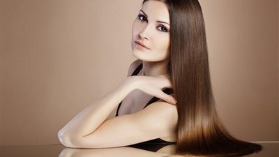 قبل العيد.. تخلصي من شعرك الأبيض بنفسك في البيت