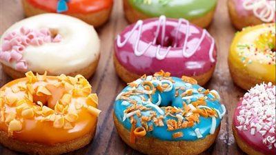 الدونات.. حلويات غربية سهلة وسريعة التحضير 