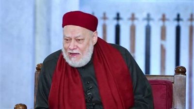 هل يجوز إخراج زكاة الفطر من الموظف لزملائه المحتاجين؟.. علي جمعة يجيب