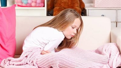 إزاي تتعاملي مع إصابة طفلك بـ«الديدان والطفيليات» | فيديو