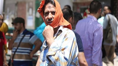 لمواجهة الموجة الحارة.. طبيب يوجه نصائح لمرضى القلب